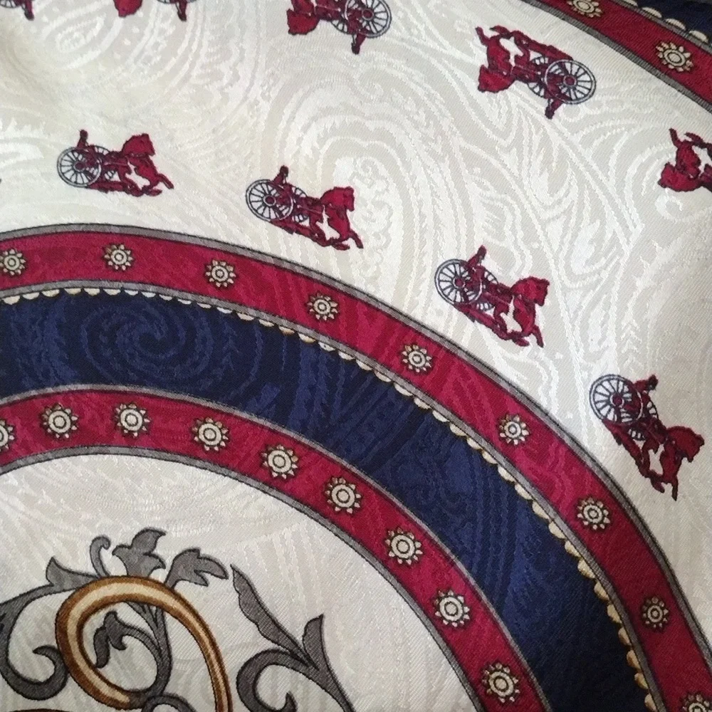 Elegant Red and Blue Patterned Scarf